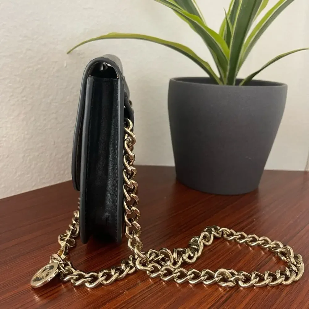 MICHAEL KORS - Black Fanny Pack Belt Bag Purse